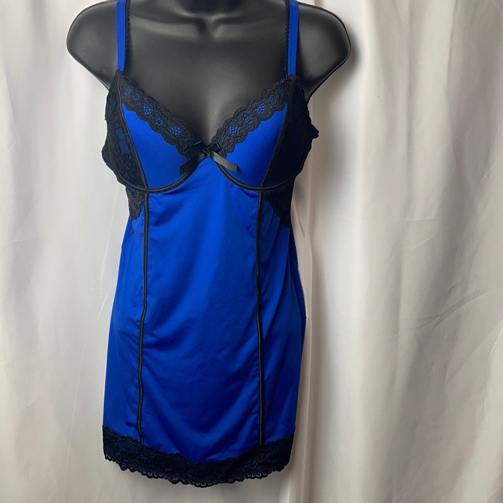 LA VIE EN ROSE ROYAL BLUE LACE BABYDOLL SIZE MEDIUM